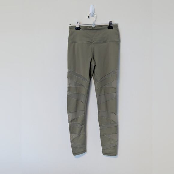 NWOT Victoria's Secret Sport Green Knockout Mesh Sheer Stripes Leggings, Sz S - Picture 2 of 7